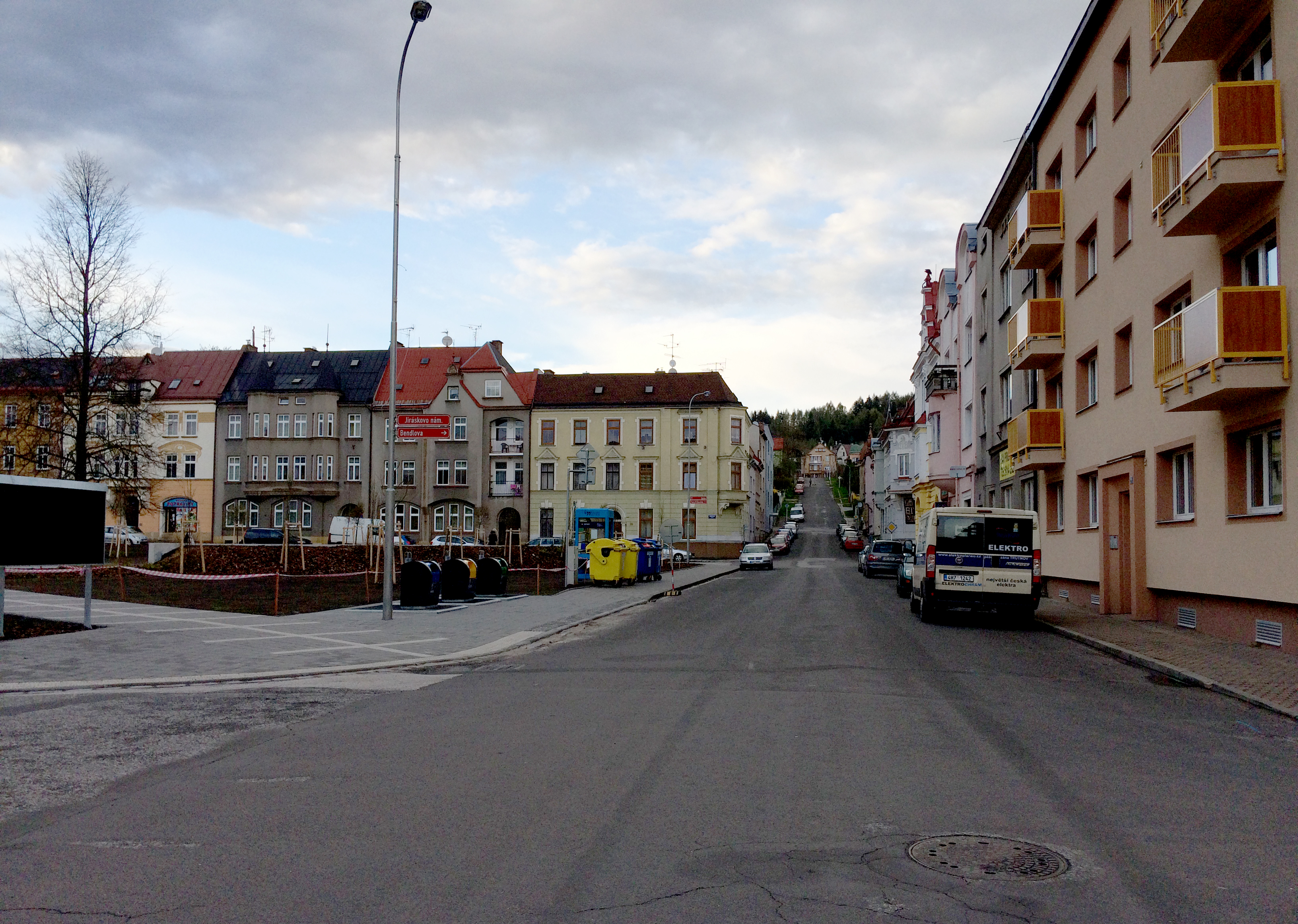 Jiráskovo nám. - rekonstrukce sítí (3).jpg