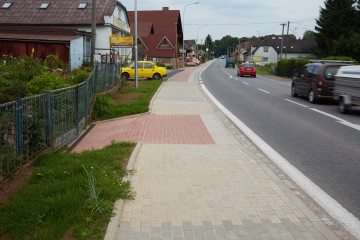 Kanalizace a chodnik Volanov (6).jpg