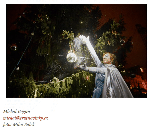 0312tr3d.gif